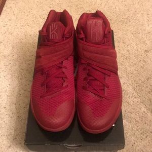 Nike Kyrie 2